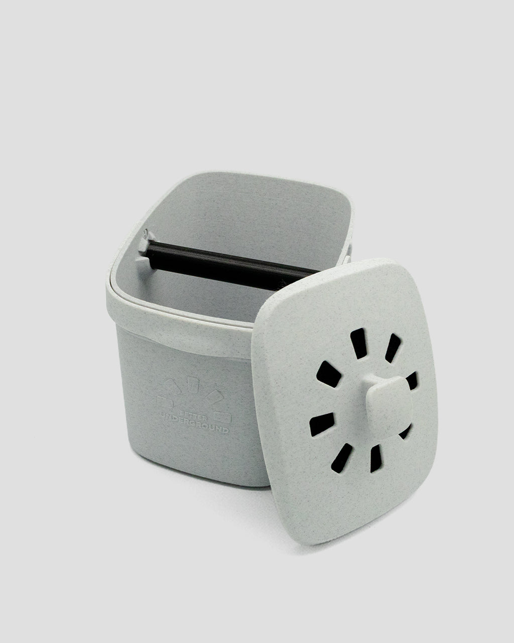 Better Underground coffee compost bin in marble, detail view – carbon-activated filter lid - removable knock inside