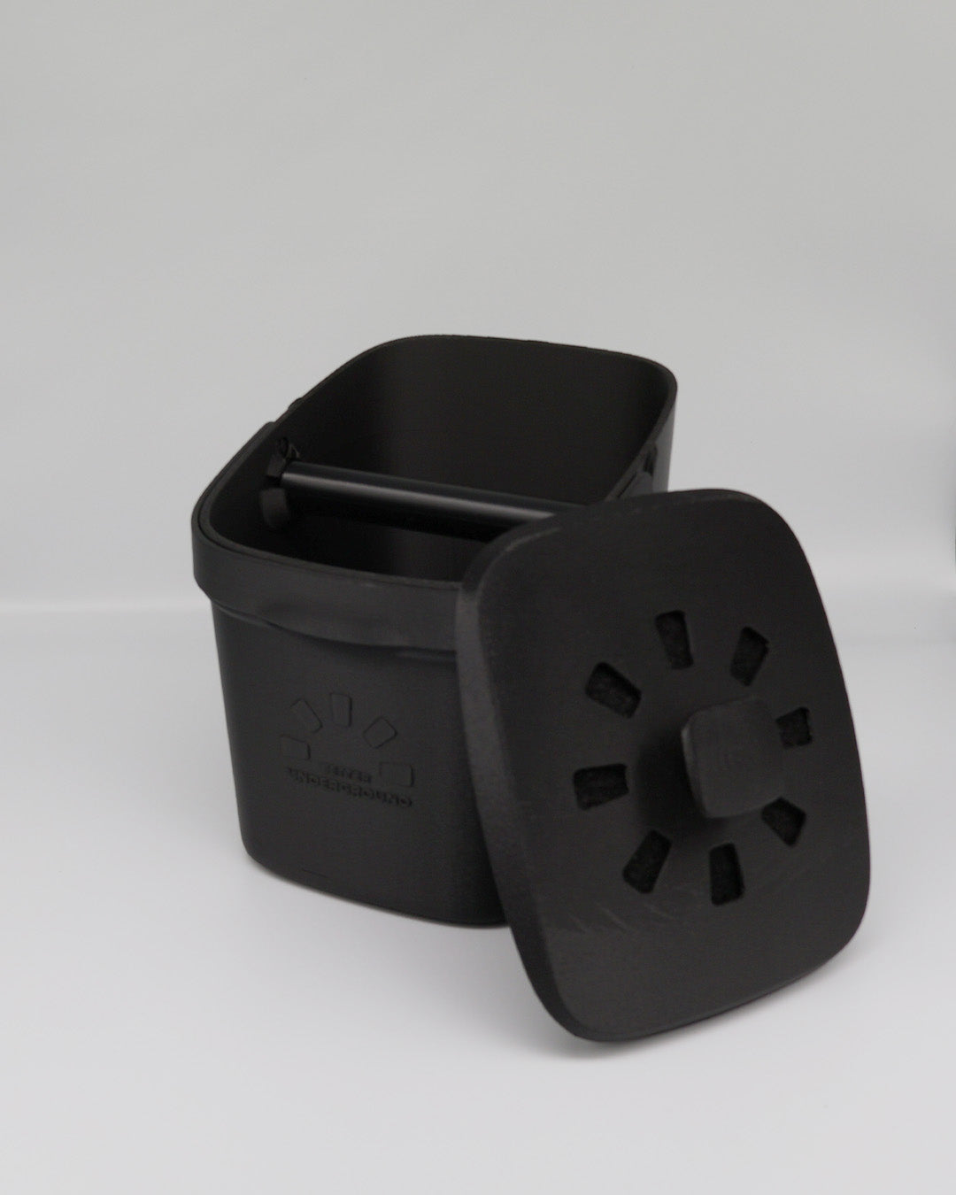 Coffee Compost Bin with Removable Knock